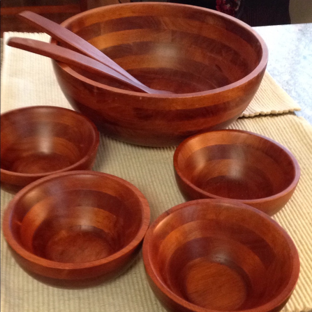 Wooden salad bowl set